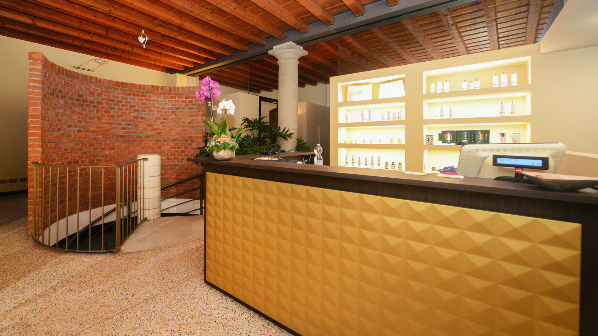 Consulenza capelli Kronocare Milano